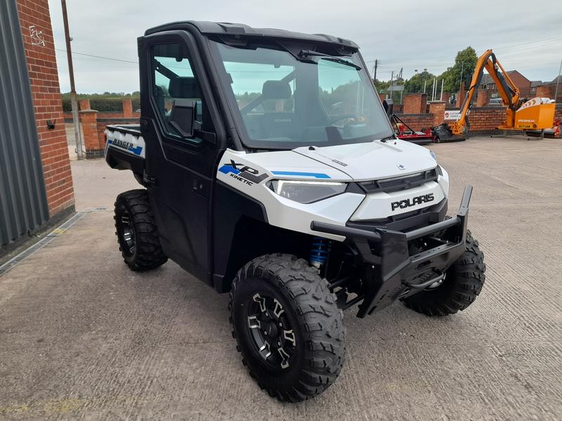 POLARIS RANGER XP KINETIC PREMIUM 14.9KW